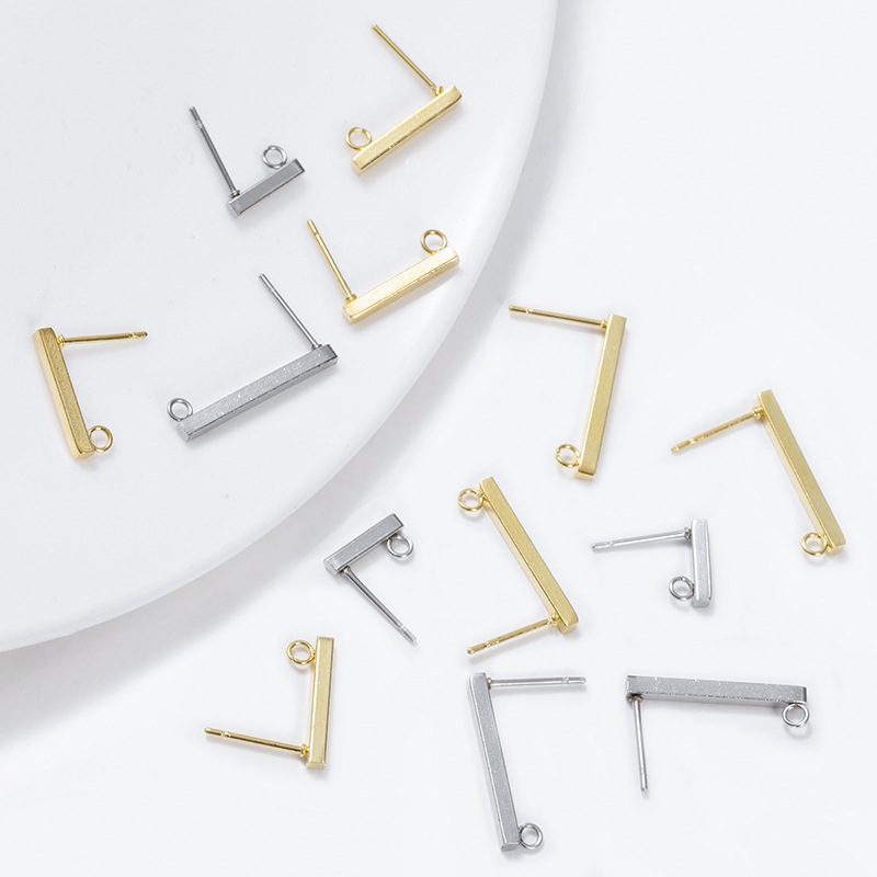 Picture of European and American Supply Stainless Steel Square Rod T-Shaped Earrings Simple Gold Earrings DIY Jewelry Accessories Wholesale