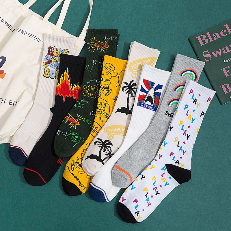 Socks men's autumn and winter new European and American trend cartoon letters men's socks wholesale sports casual socks