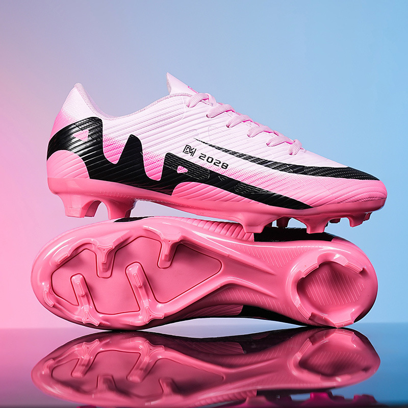 Cross-border plus size Ronaldo 14 thorn 15 football shoes male and female young students broken nails spike competition training sneaker