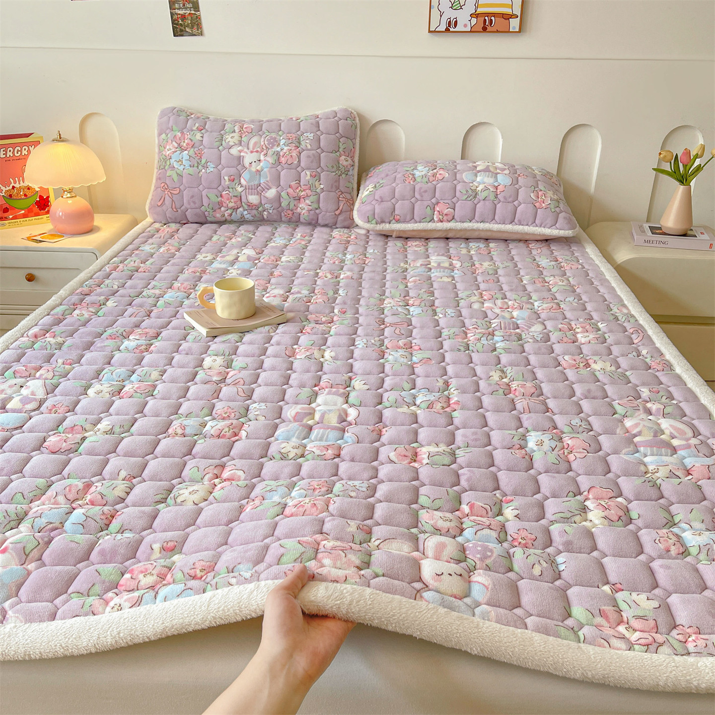 Picture of Class A maternal and child milk velvet mattress autumn and winter foldable washed anti-static home student dormitory bed cushion