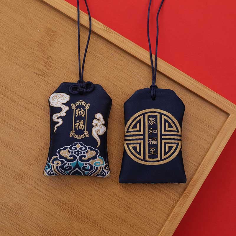 Picture of Wholesale Hanging Neck Chinese Embroidery Prayer Bag Small Purse Brocade Sachet Amulet Lucky Bag Guard Sachet Empty Bag