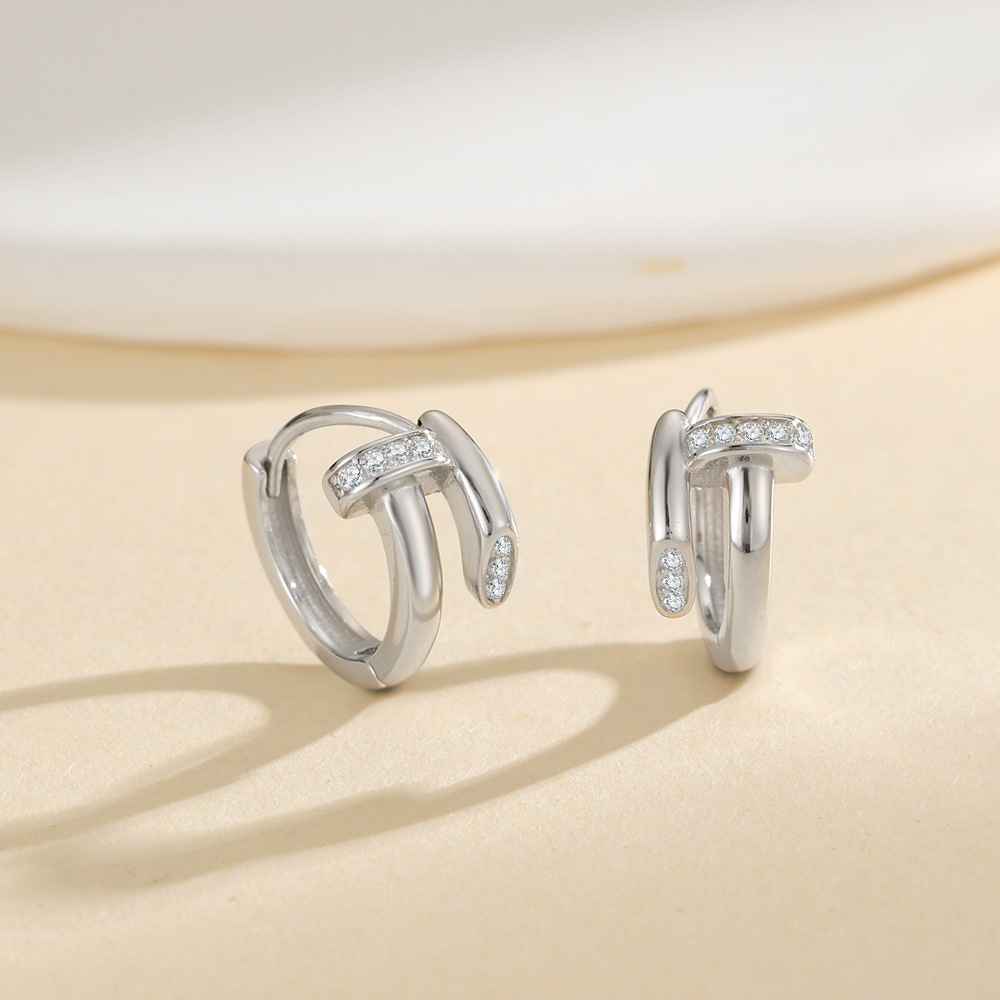 Picture of Sterling Silver S925 Mosan Diamond Nail Earrings Personalized Fashion European and American Cross-border Hot Selling Niche Unique Earrings Advanced