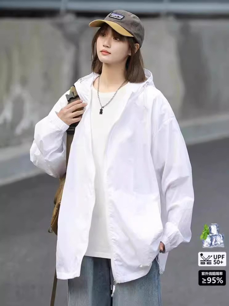 Picture of UPF50 Ice Silk Sunscreen Clothing Women's Summer Thin Loose Waterproof Sunscreen Clothing Couple Coat Men Can Develop LOGO