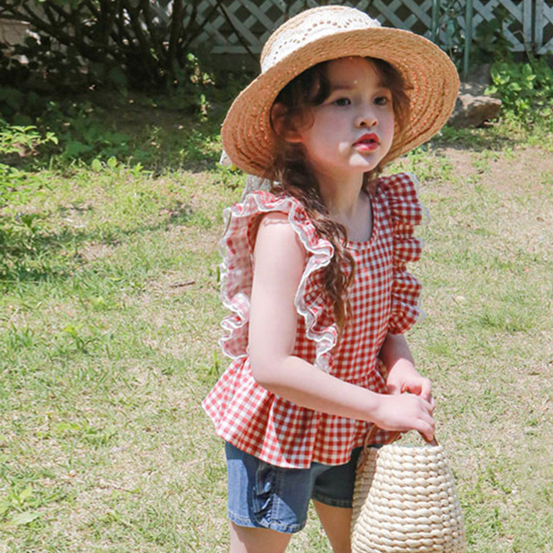 Picture of Girls Plaid Ruffle Vest 2024 Summer Sleeveless Babydoll Shirt 3-10 Years Old Kidsren Pure Cotton Edge Shirt
