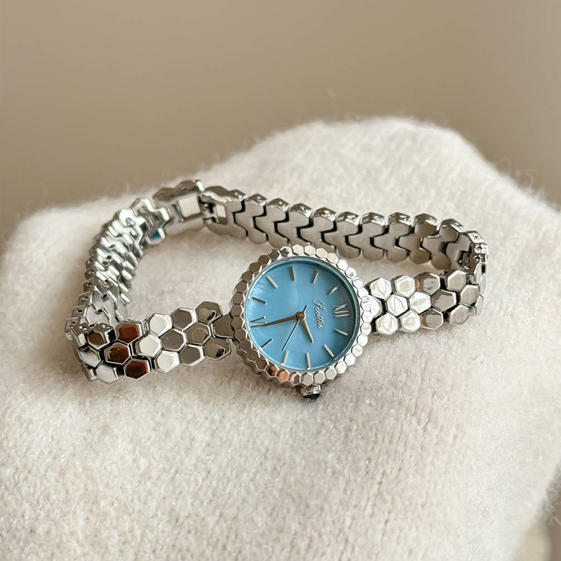 2025 New Poetry Gaudí Women's Watch Women's Steel Band Simple Compact Women's Bracelet Waterproof Watch Foreign Trade Wholesale