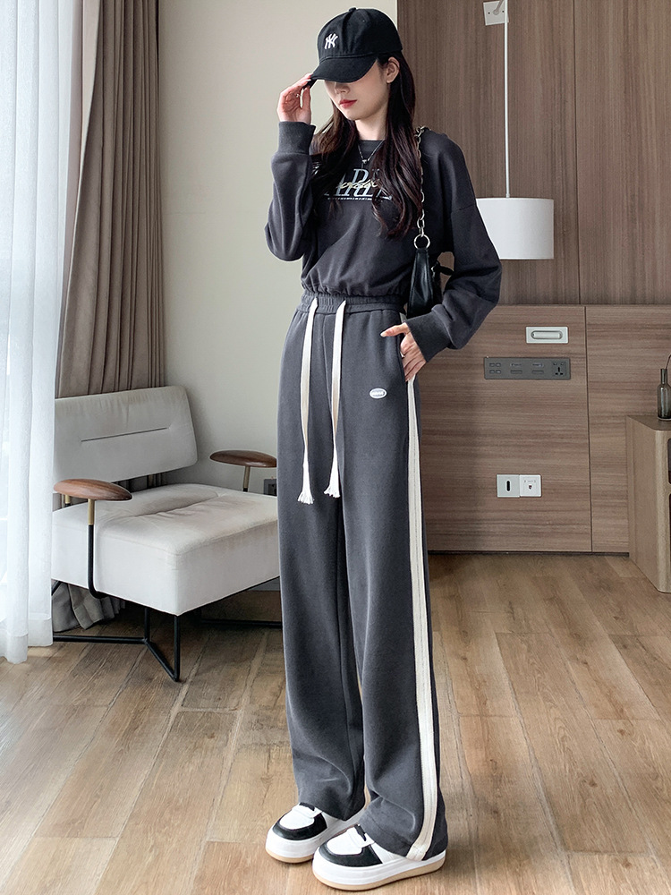 Picture of Junior high school student casual sports pants women 2023 autumn and winter New High waist fleece-lined wide leg pants small straight sweatpants