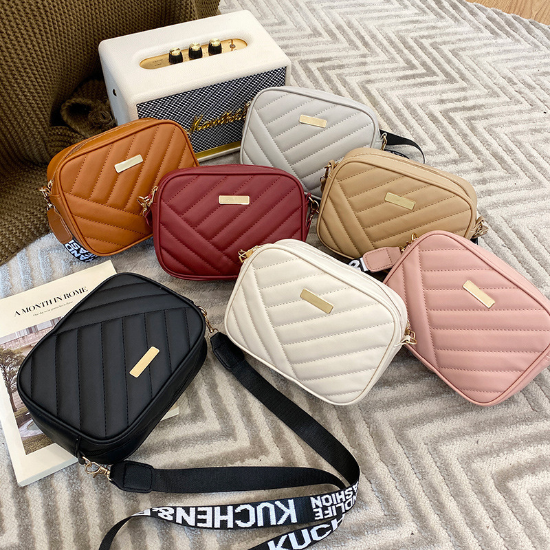 Embroidered camera bag 2024ladies bag diamond cross-body bag women's new storage bag shoulder phone bag