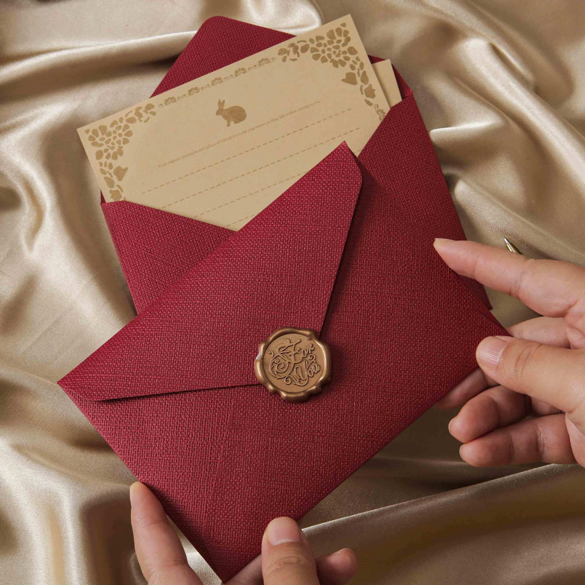 Picture of Letterhead Envelope Set Thickened linen Envelope Handwritten Love Letters for Male Girlfriend to Confess Birthday Greeting Card Exquisite Letterhead