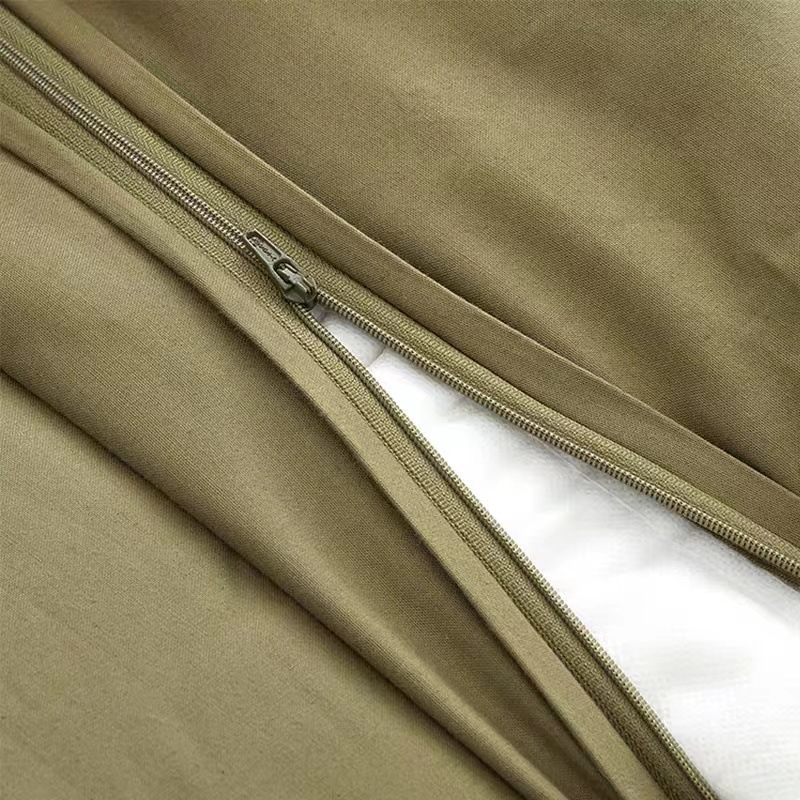 Picture of Military Green Quilt Genuine Hot Melt Quilt Interior Styling Quilt Civil Disaster Relief Quilt School Dormitory Military Training Quilt