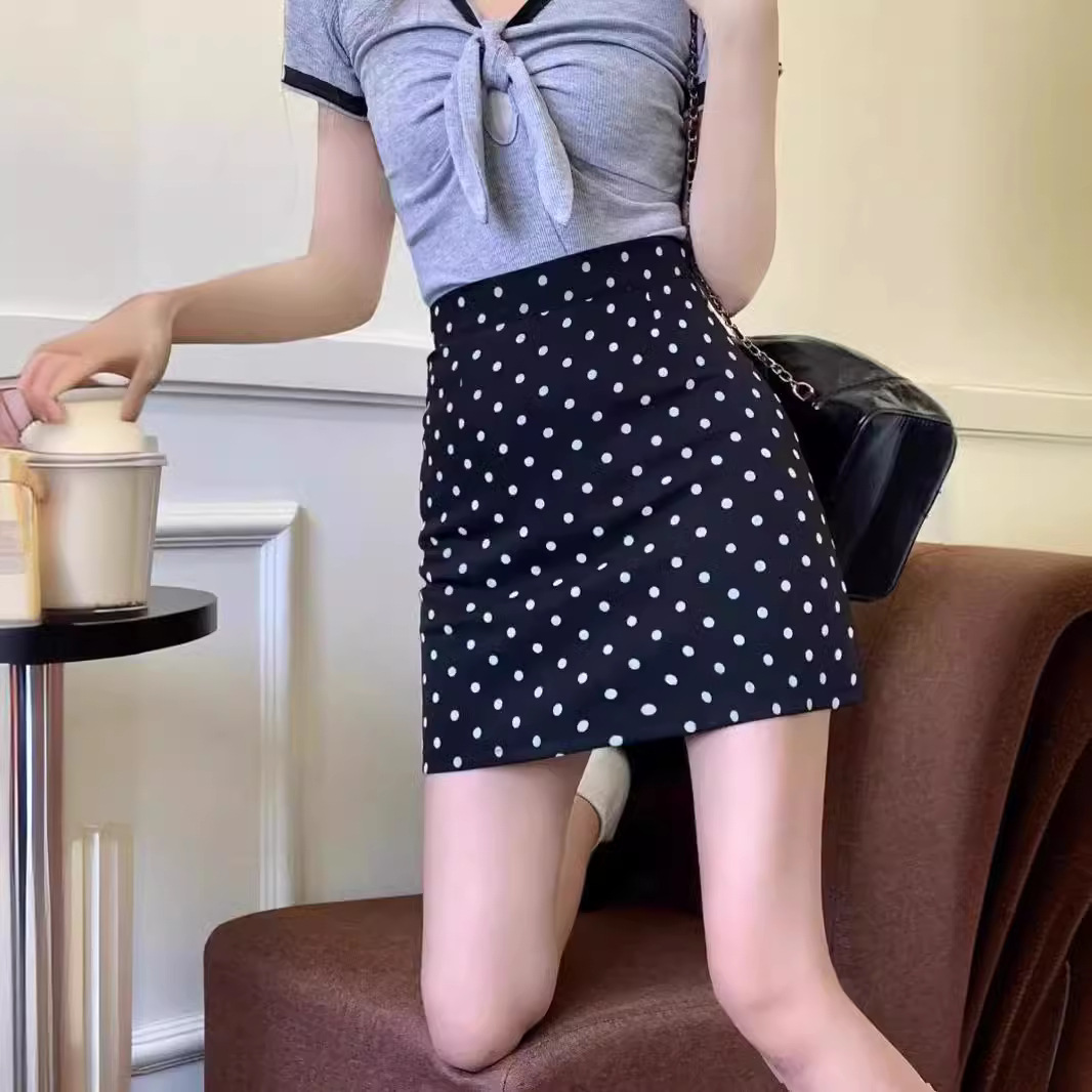 New Short Skirt 2024 Summer Hot Girl A-Line Skirt Korean Style Versatile Skirt High Waist Slimming Polka Dot Casual Women's Clothing