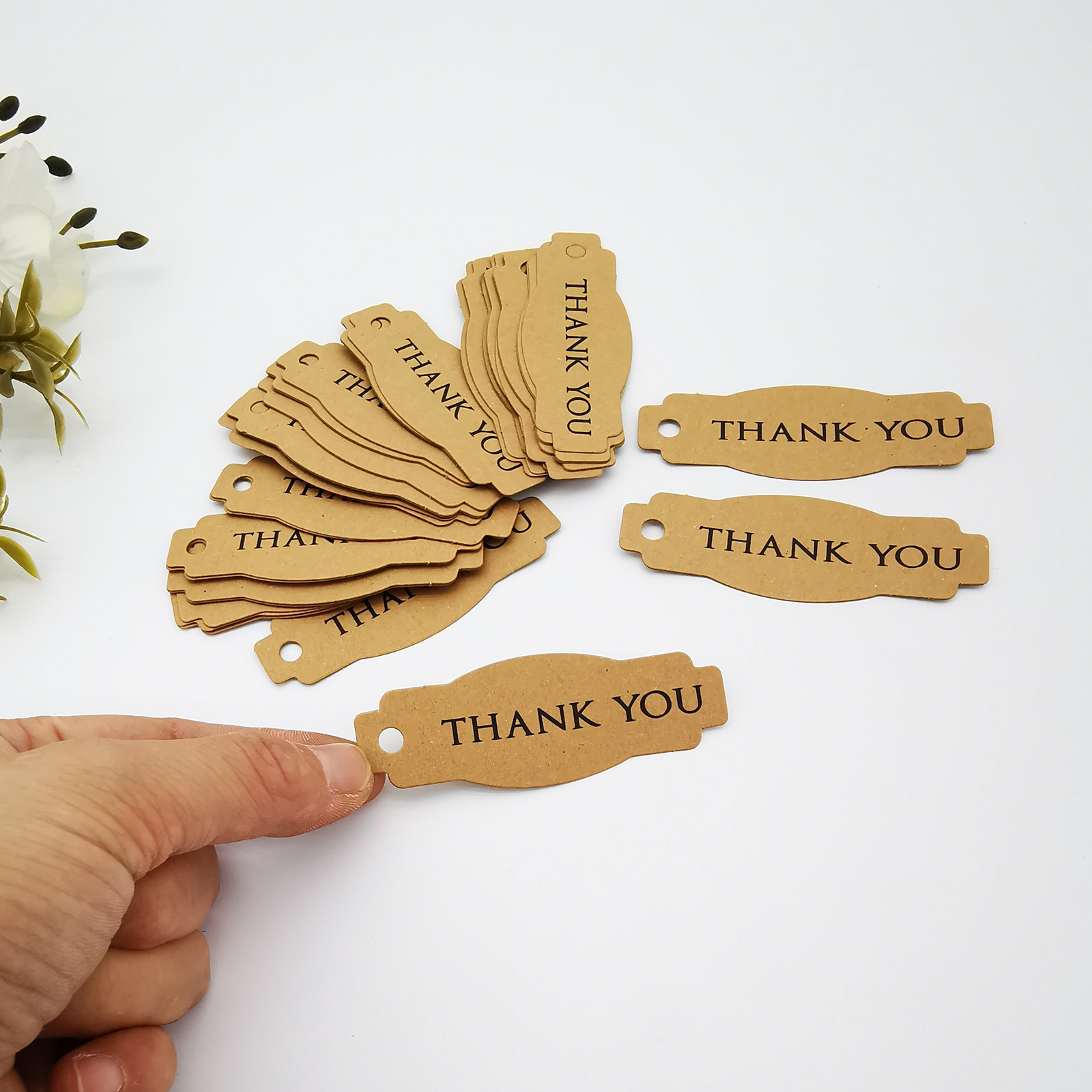 Picture of Kraft paper small card candy box small accessories handwritten word notes small tag rectangular card distribution hemp rope
