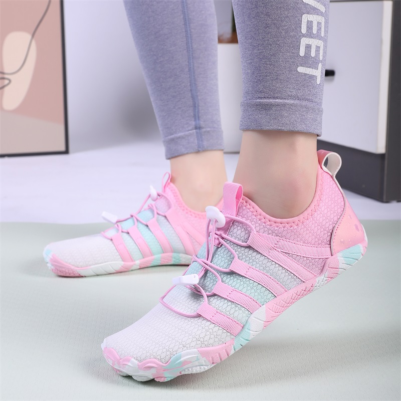 Picture of Indoor Fitness Shoes Men and Women's Shock Absorbing Running Shoes Quiet Rope Skipping Shoes Sports Yoga Shoes Women's Comprehensive Training Shoes