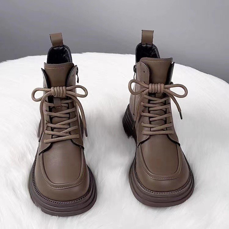 Picture of Winter fleece ins style Martin boots women's 2025 new autumn shorts, British style soft leather skinny boots, Internet celebrity boots