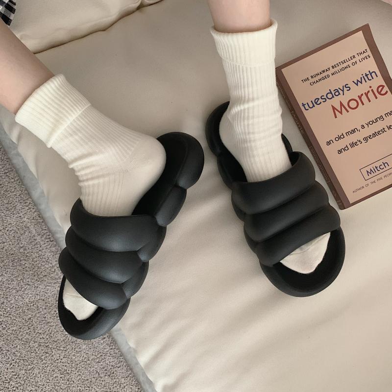 2025 Summer Thick-Soled Indoor Home Use Sandals and Slippers Internet Celebrity Ins Trbottomy Sandals Fashion New Outer Wear Slippers for Men