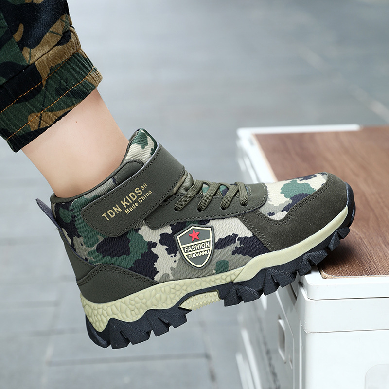 2025 Autumn and Winter New Outdoor Camouflage Single-layer Shoes Sports Fashion Comfortable High Camouflage Children's Shoes for Middle School Students