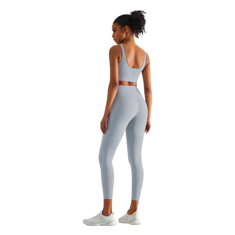 Aido Nude Sports Bra with Chest Pads, Detachable Yoga Bra, Vest-Style Fitness Top, Women's Outer Wear, Beautiful Back