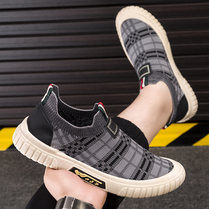New Fly-Knit Men's Shoes 2025 Summer Mesh Panel Shoes Breathable Versatile Korean Style Trendy Slip-On Loafers