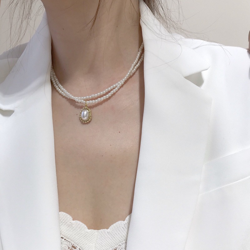 Picture of New Double-layer Pearl Water Drop Necklace Choker Clavicle Chain Women's Simple Elegant Instagram Popular Neck Cyber Celebrity Neck Chain