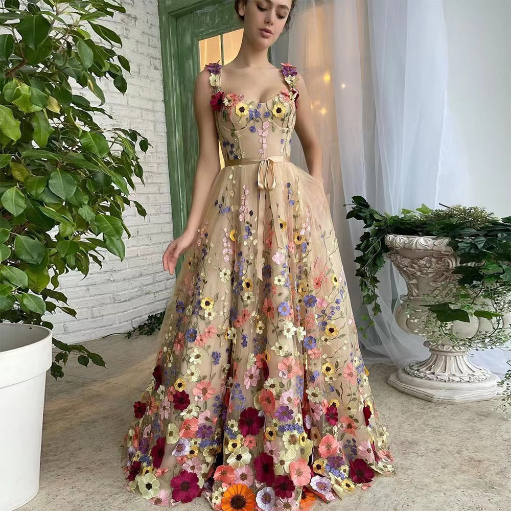 Cross-Border European and American New Amazon Independent Station Women's Three-Dimensional Flower Fashion Embroidered Flower Hip-Covering Sexy Dress