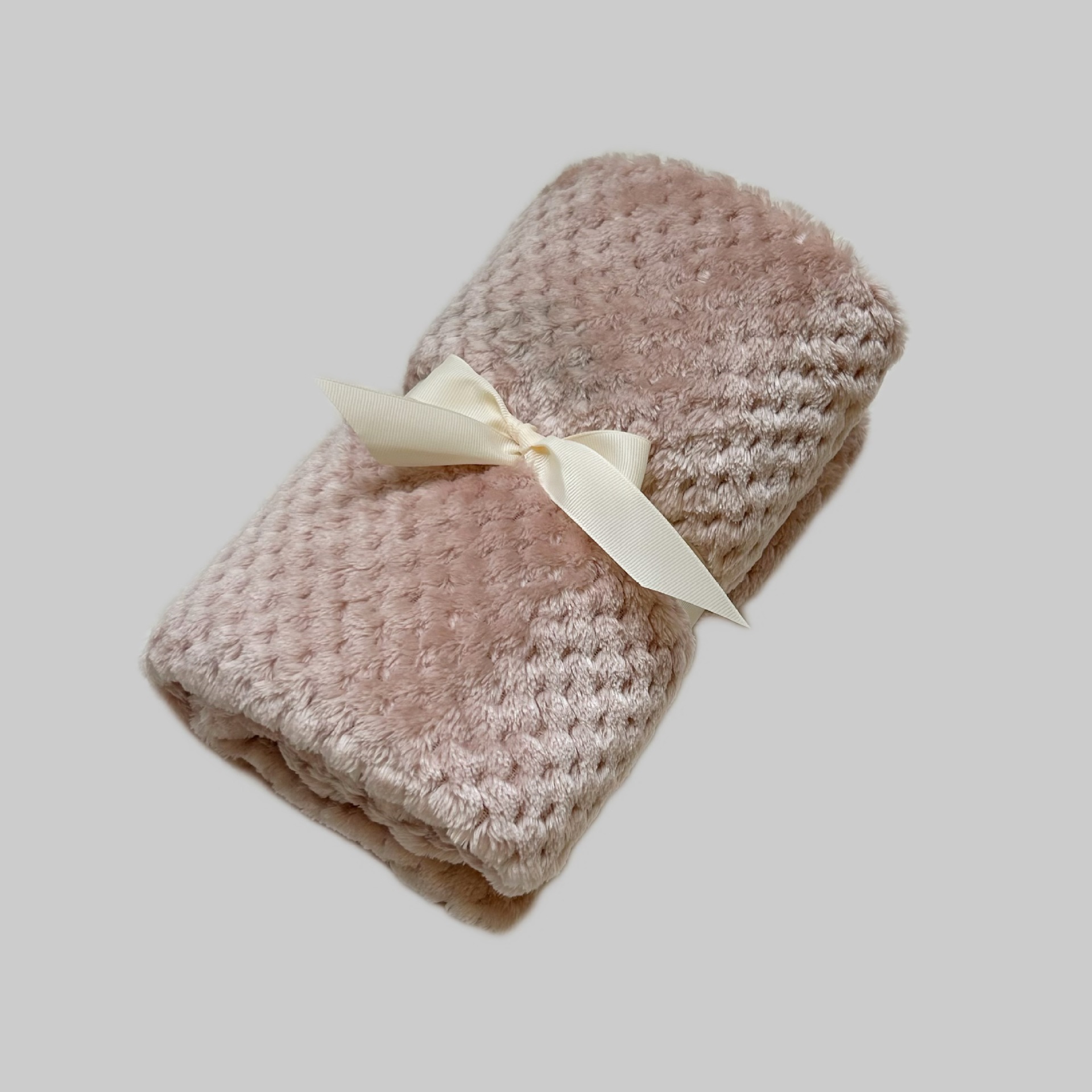 Picture of Pineapple Mesh Flannel Small Blanket Coral Fleece Cover Blanket Sofa Blanket Office Single Lunch Break Blanket Air Conditioning Blanket