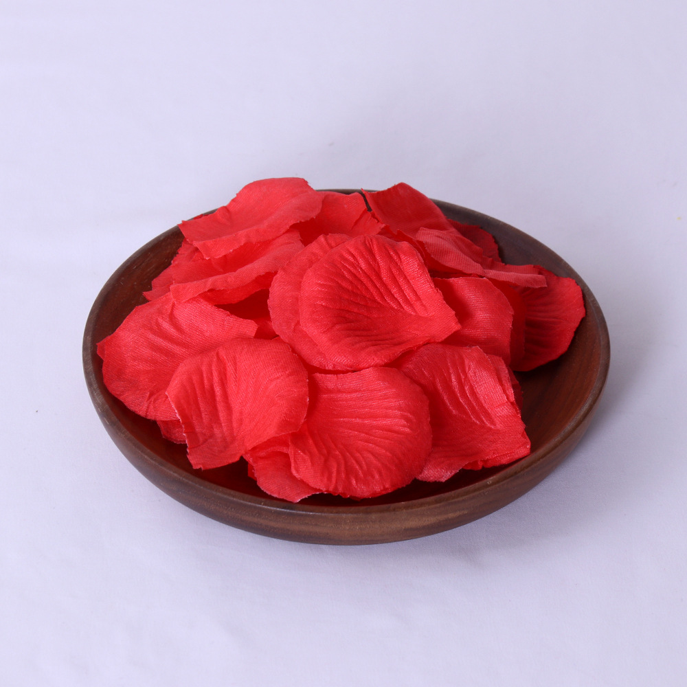 Picture of Non-woven fabric stacked 1000 pieces of rose petals wedding bar celebration hand decorative props artificial flower generation