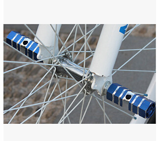 Picture of Bicycle rear axle pedal/hexagonal foot post/auxiliary bar Balance Bar rocket launcher (a pair of price) [hexagonal Post]]