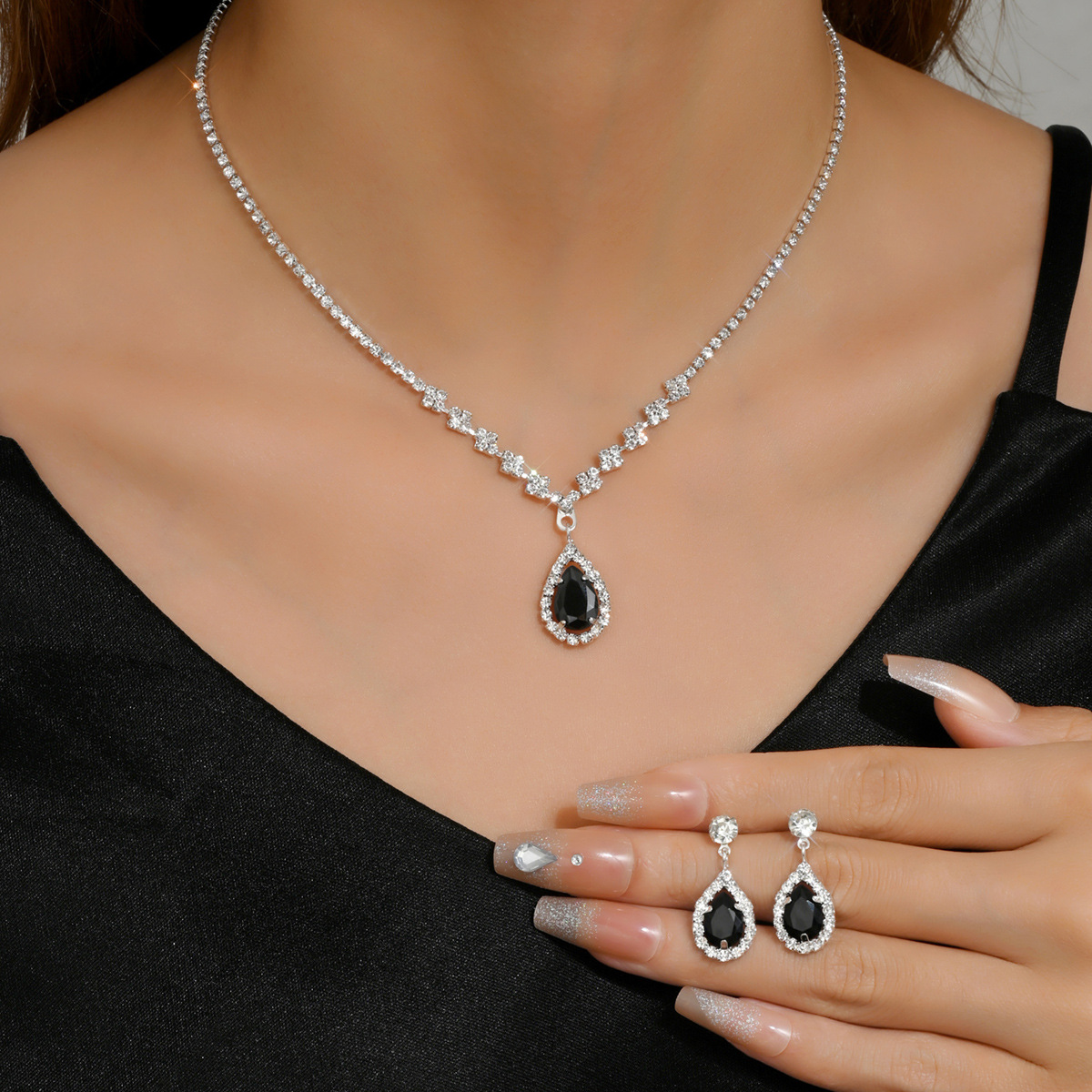 Picture of Bridal Jewelry Necklace Bracelet suit Rhinestone Zircon Wedding Dress Women's Wedding Accessories High-end Two-piece Set