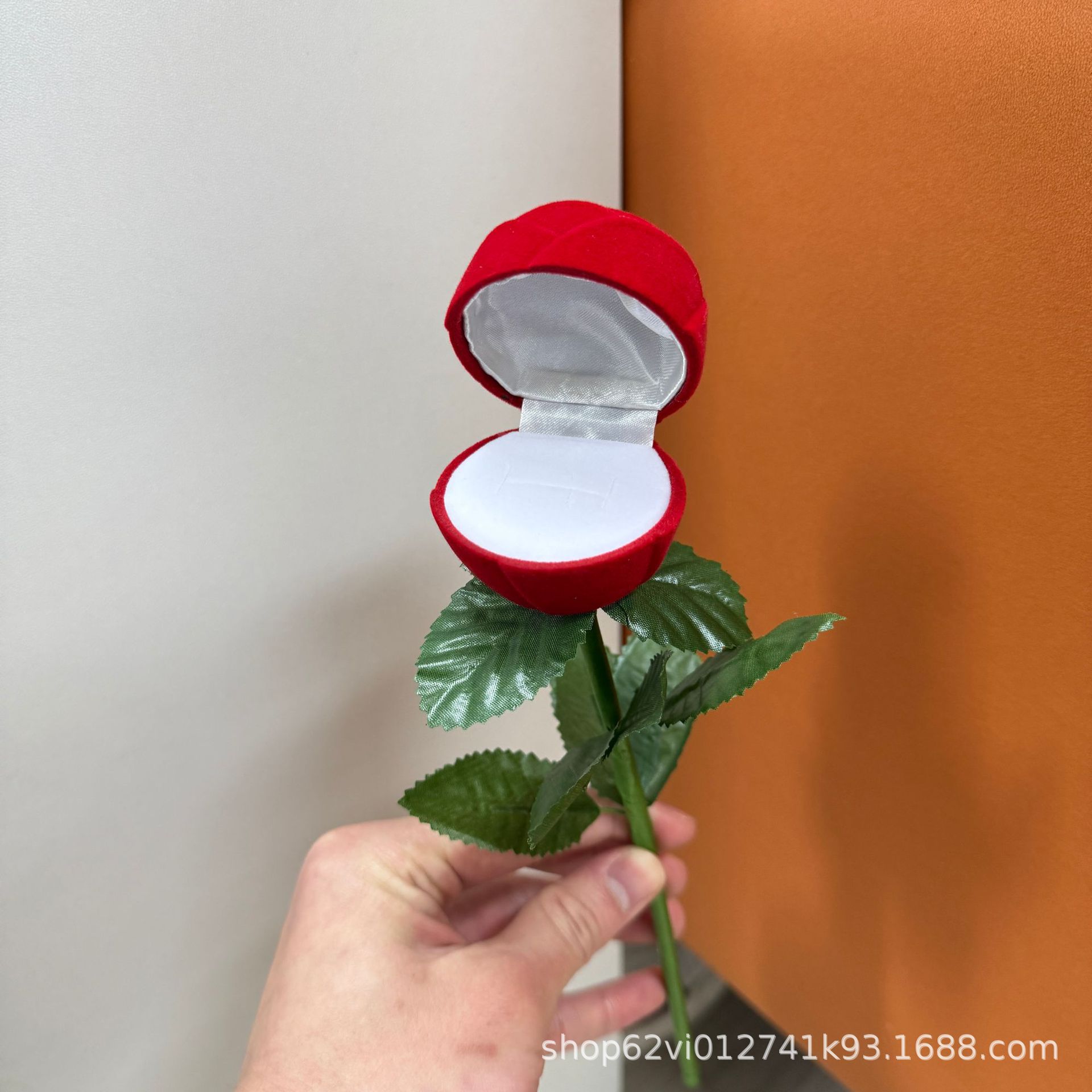 Holiday gift box Valentine's Day jewelry box red rose ring box promotion proposal manufacturers in stock