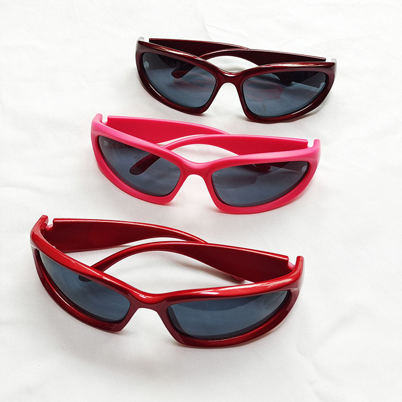 Picture of Punk Futuristic Sunglasses Women's European and American Hot Girls Super Cool Street Photograph Sun Protection Glasses Men's Sports Style Riding Sunglasses