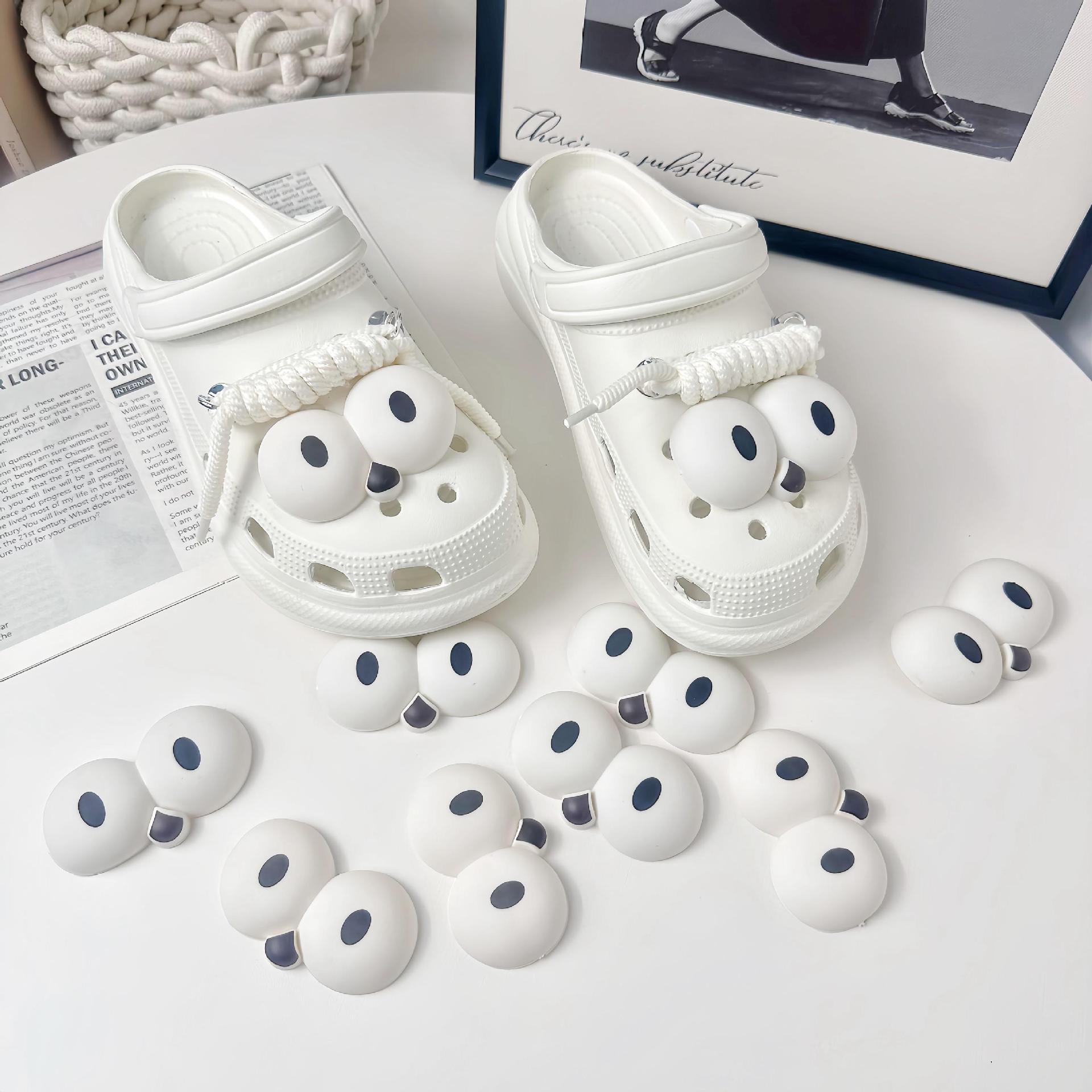 Cave Shoes Shoes Cute Funny Big Eyes Strap Stereo Shoe Buckle Creative Decorative Buckle Detachable Fun Accessories