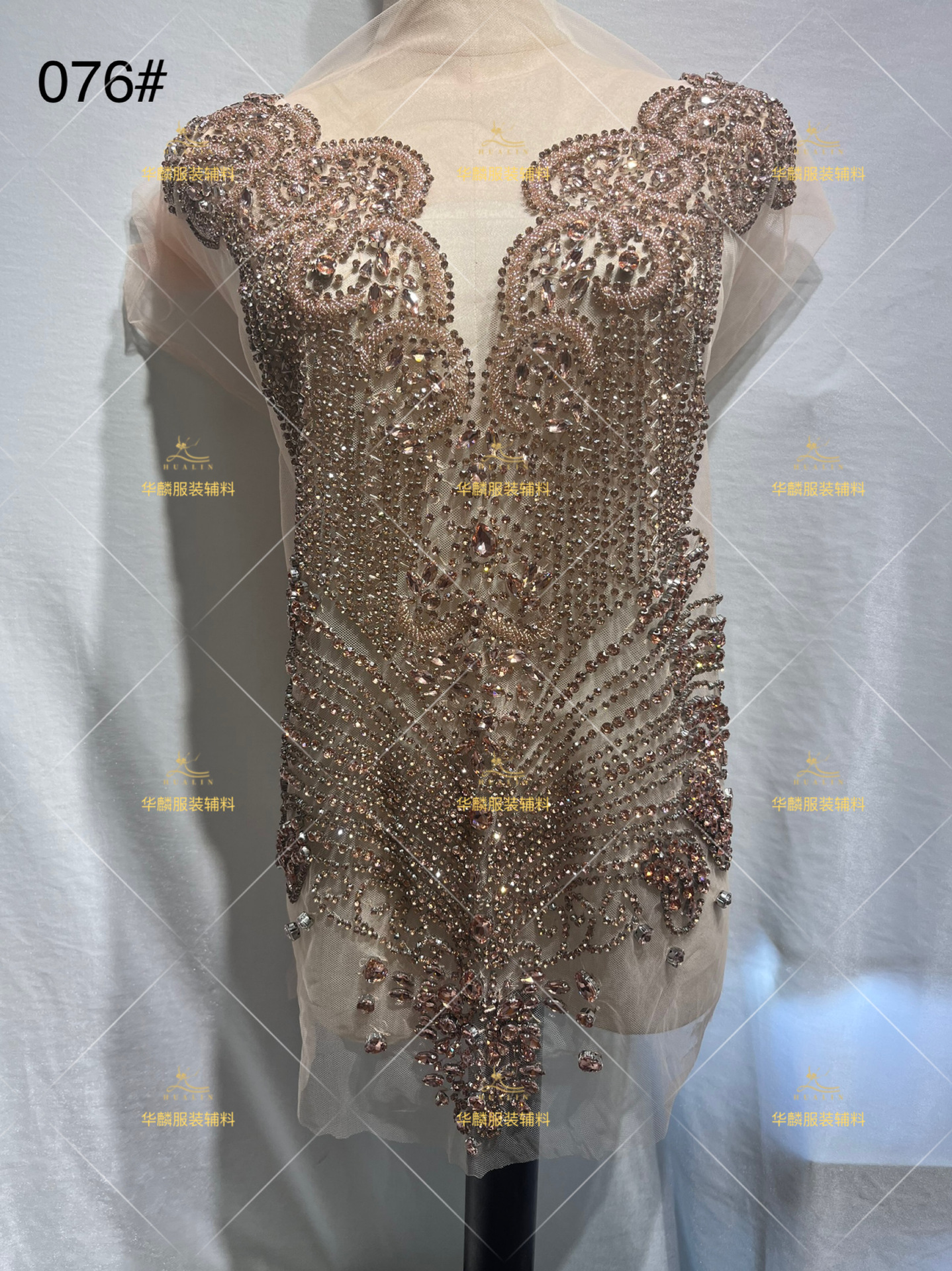 Picture of Hot Selling 18-Color Rhinestone Beading Xiuhe Clothing Applique Mesh Embroider Evening Dress Cutting Patch Cross-Border Wedding Accessories