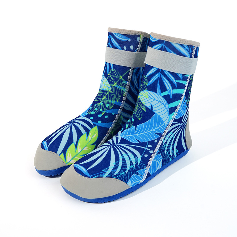 Picture of High-Top Family Kidsren's Adult Outdoor River Tracing Shoes Thickeneded Non-Slip Beach Socks Home Floor Shoes Swimming Shoes