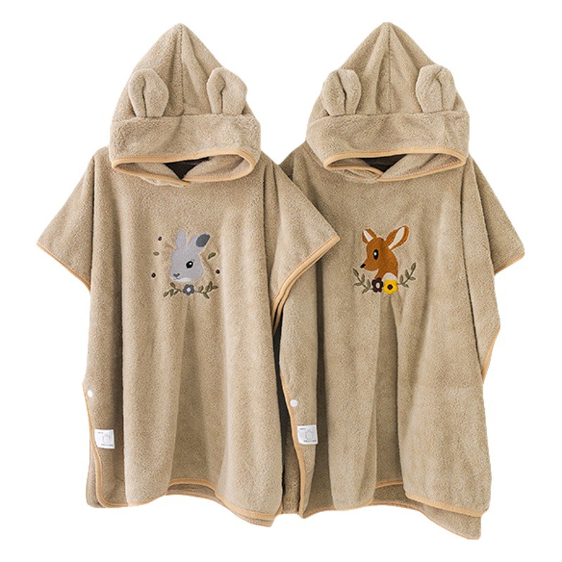 Embroidered coral fleece hooded cape wholesale children's bathrobe baby than cotton absorbent Korean bear bath towel