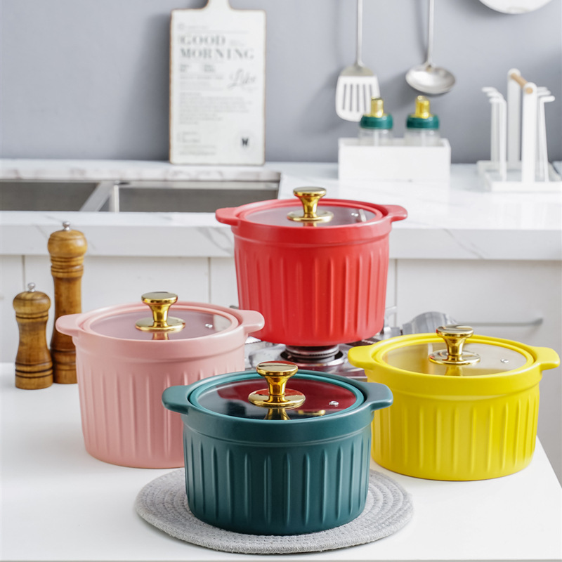 Picture of A generation of hair color glaze ceramic small casserole with glass lid light luxury simple high temperature resistant open flame home stew pot wholesale