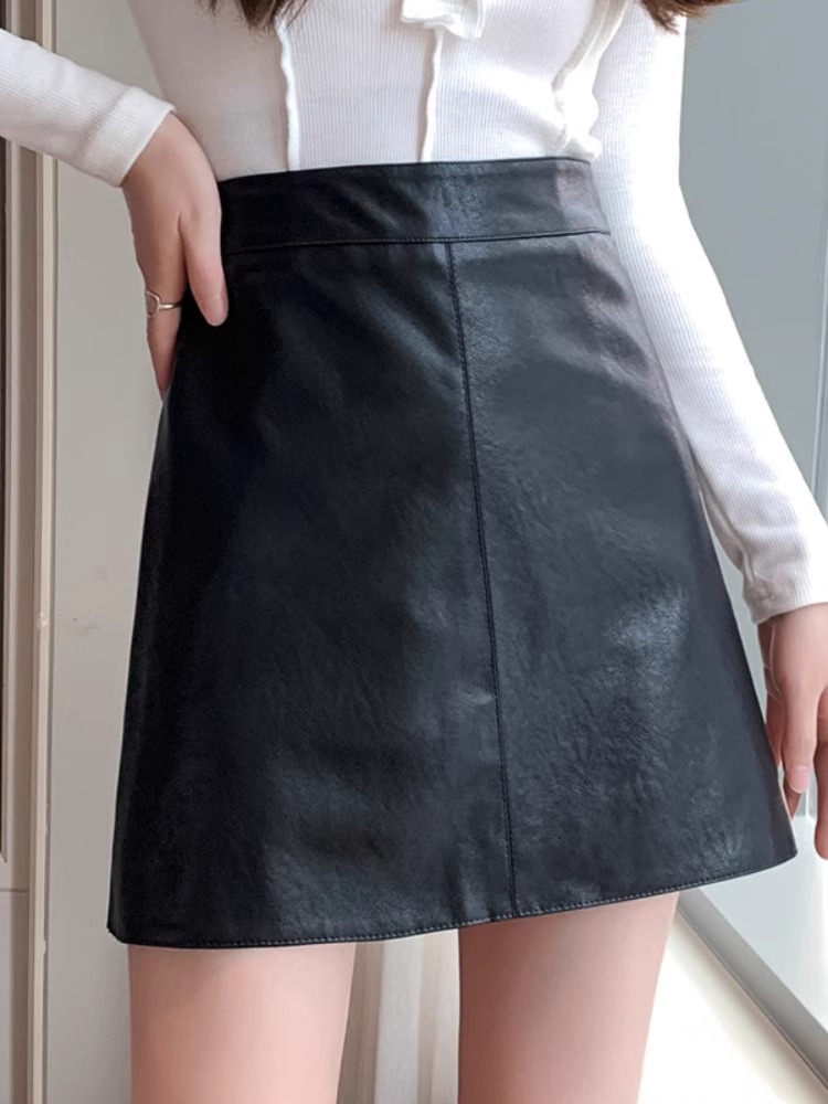 Women's Skirt 2023 Autumn and Winter New PU Leather High Waist Slim A- line Skirt Small Fashionable Korean-style Hip Skirt