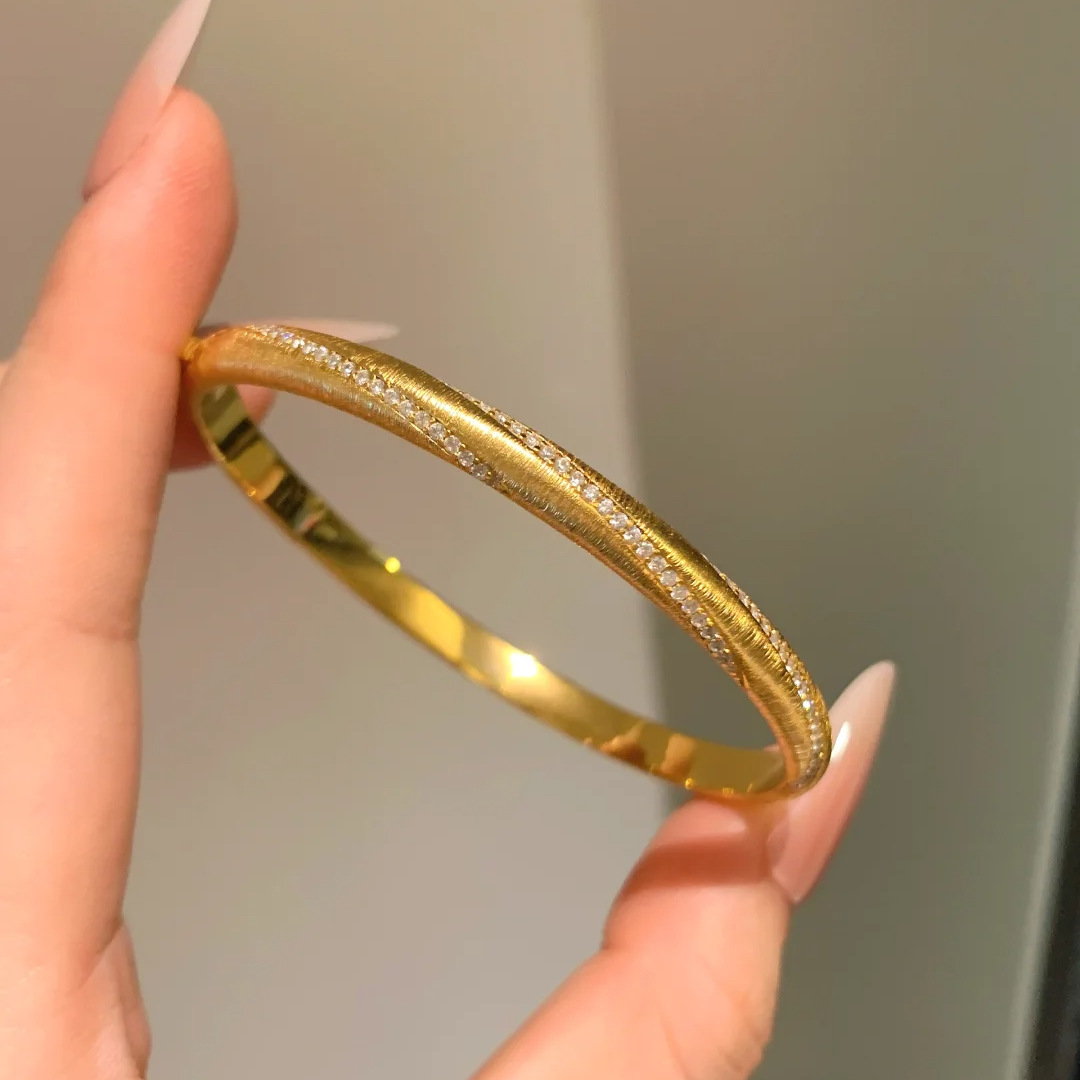 Italian Buchi Style High-grade Brushed Mobius Ring Bracelet Light Luxury Retro Simple Diamond Twisted Rope Bracelet for Women