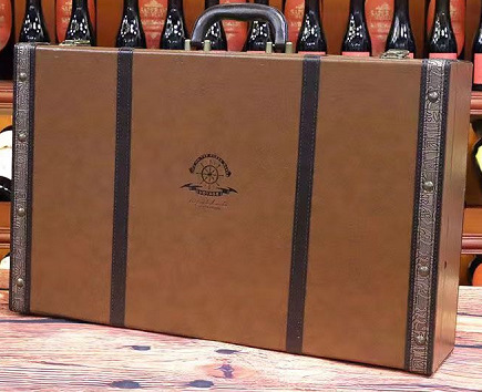 Picture of Spot Red Wine Gift Box Double Leather Red Wine Handbag 2 Wine Packaging Boxes Red Wine Box Wholesale
