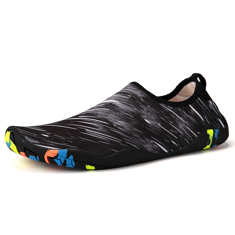 Picture of Water shoes, men and women outdoor diving shoes breathable swimming shoes beach snorkeling shoes