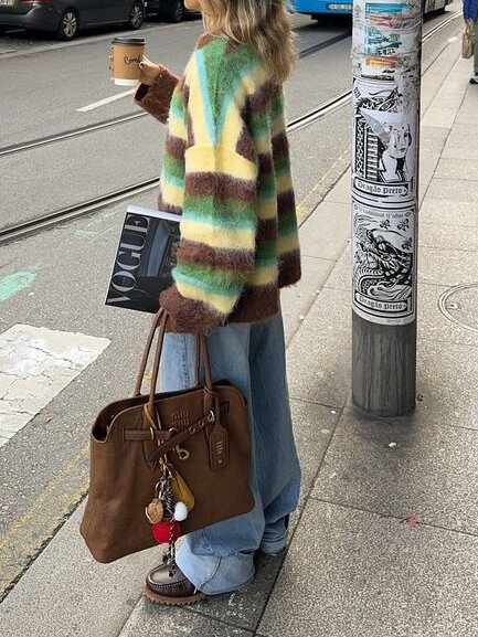 Picture of Spot European and American Cross-Border 2024 Women's Autumn and Winter New Colorful Round Neck Stripesd Knitted Sweater Fashionable Loose Lazy Style