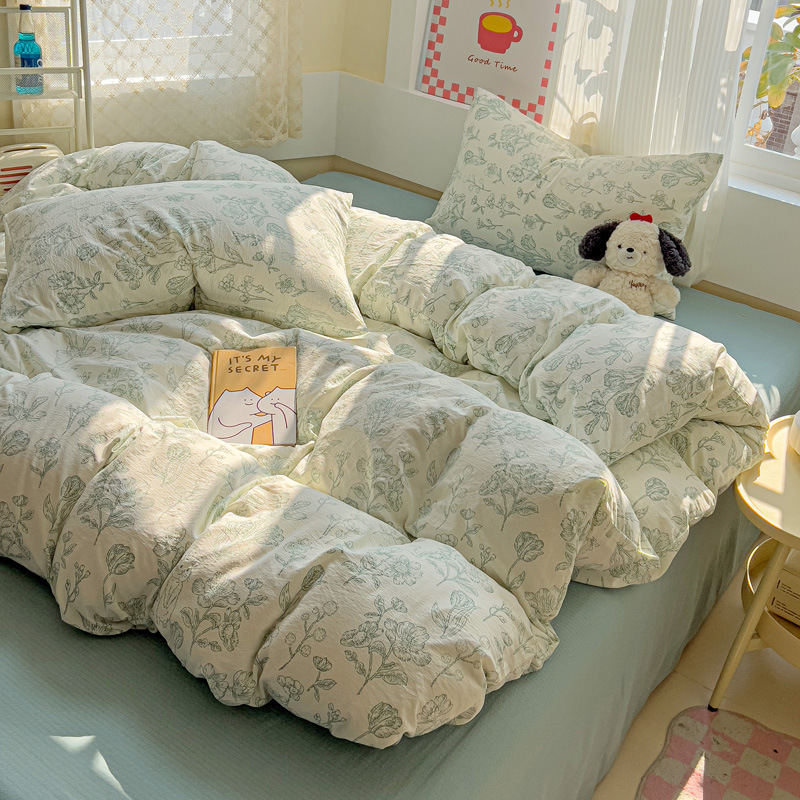 2025 New Class A Cloud Sense Cotton Double-layer Yarn Four-piece Set Small Floral Quilt Cover Bed Sheet Three-piece Set for Students
