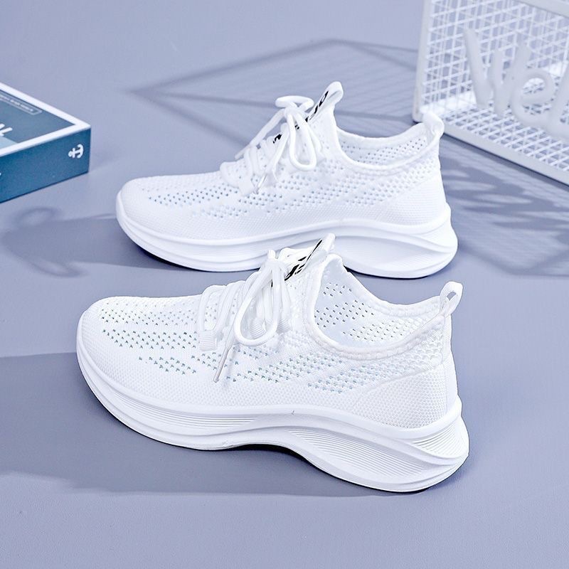 Old Beijing Cloth Shoes Women's Thin Mesh 2024 Hollow Sports Mesh Shoes for Middle-aged and Elderly Casual Breathable Mother Shoes