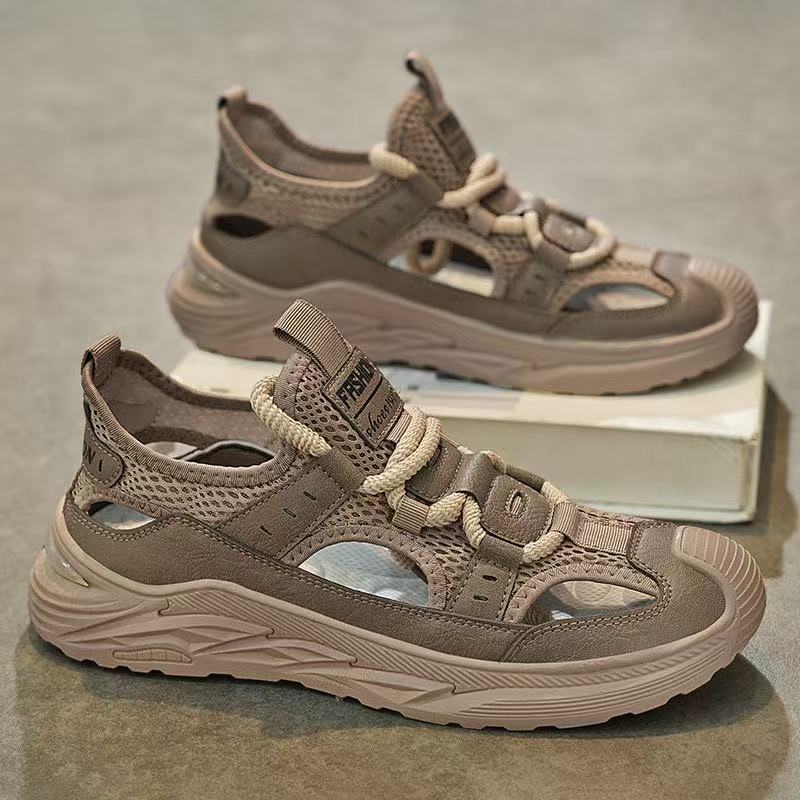 New Men's Sandals Summer Comfortable Lightweight Breathable Shoes Hole Shoes Slip-on Hollow Leather Casual Shoes Men's Shoes