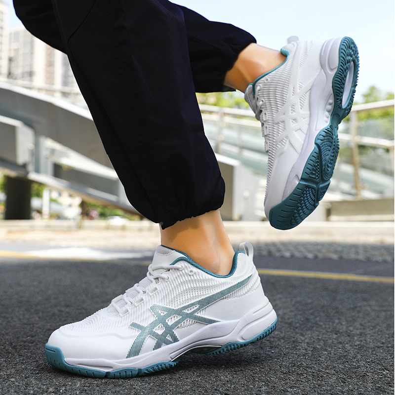 Cross-border couple badminton shoes light comfortable breathable competition student training shoes table tennis shoes wholesale