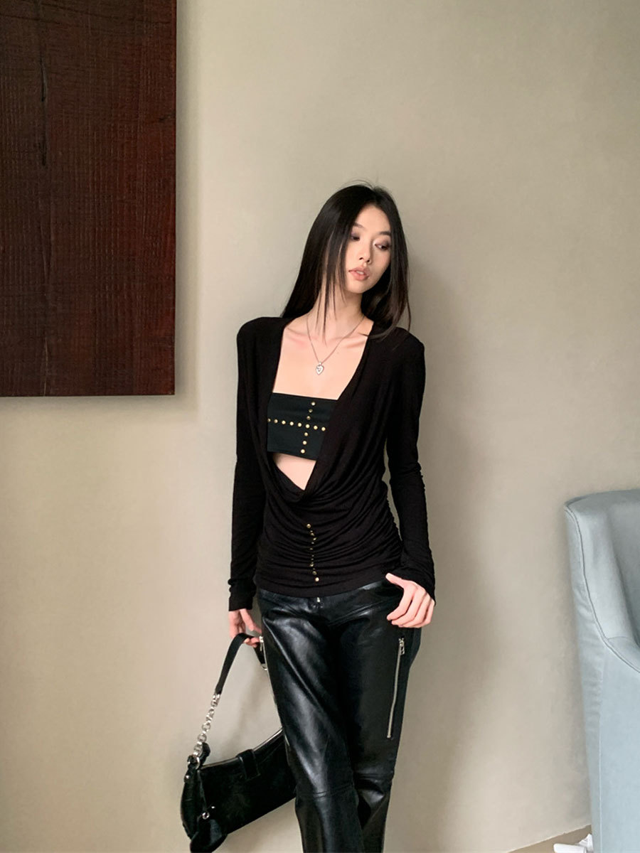 suit Women's Design Niche Long-sleeved Swing Collar Knitted Blouse Top Strapless Rivet Hot Girl Sexy Two-piece Set