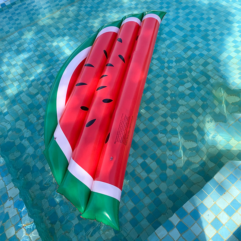 New straight pull small watermelon floating row red watermelon fruit inflatable increase swimming ring color card bag 0.6kg