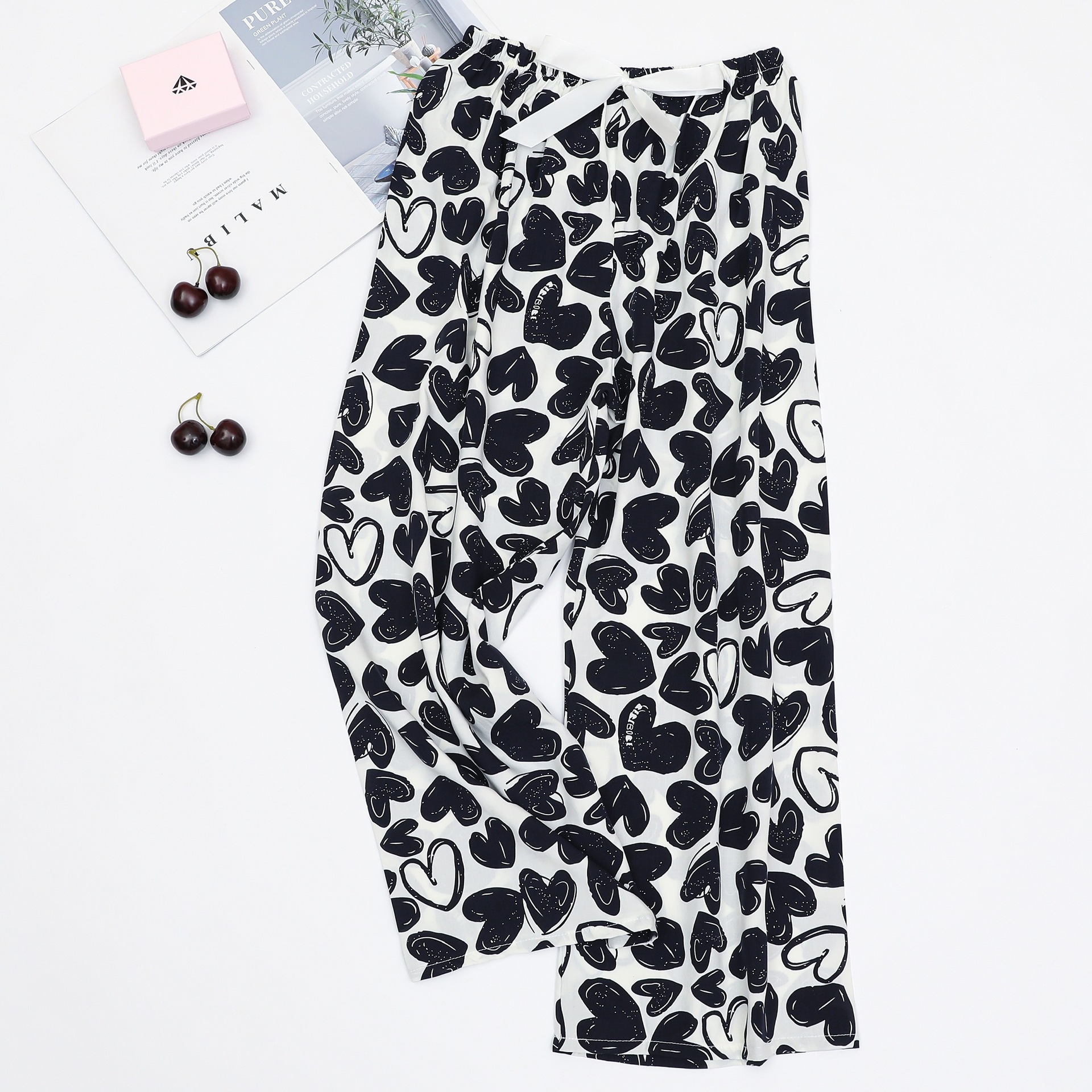 Picture of Cotton Silk Pajama Pants Women's Summer Thin Black and White Cartoon Style Wide Leg Pants Large Size Loose Outer Wearing Foreign Trade Beach Pants