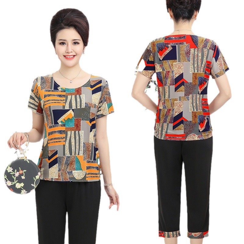 Picture of Loose plus size middle-aged and elderly women's suit top pants Ice Silk Cotton new summer mom two-piece short sleeve 7 pants manufacturer