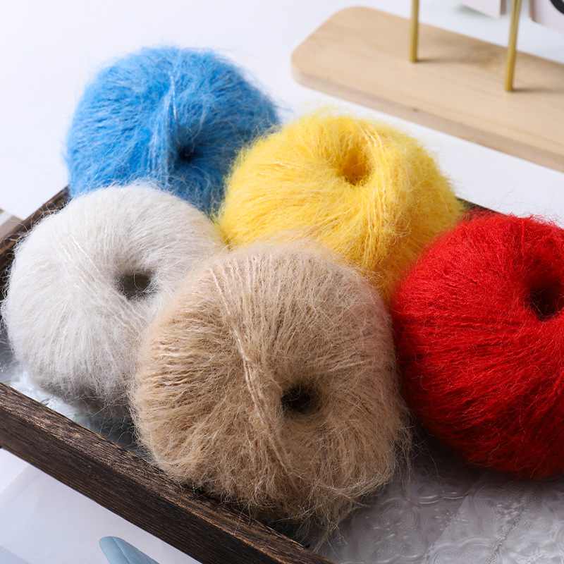 Young Ma Hai sweater baby scarf shawl wiring fine wool thread crochet hand-knitted bag DIY material bag