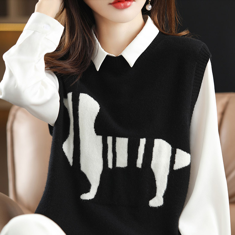Picture of Stacked Knitted Vest Women's Loose Sleeveless Waistcoat Spring and Autumn 2024 New College Style Sweater Vest Outer Top