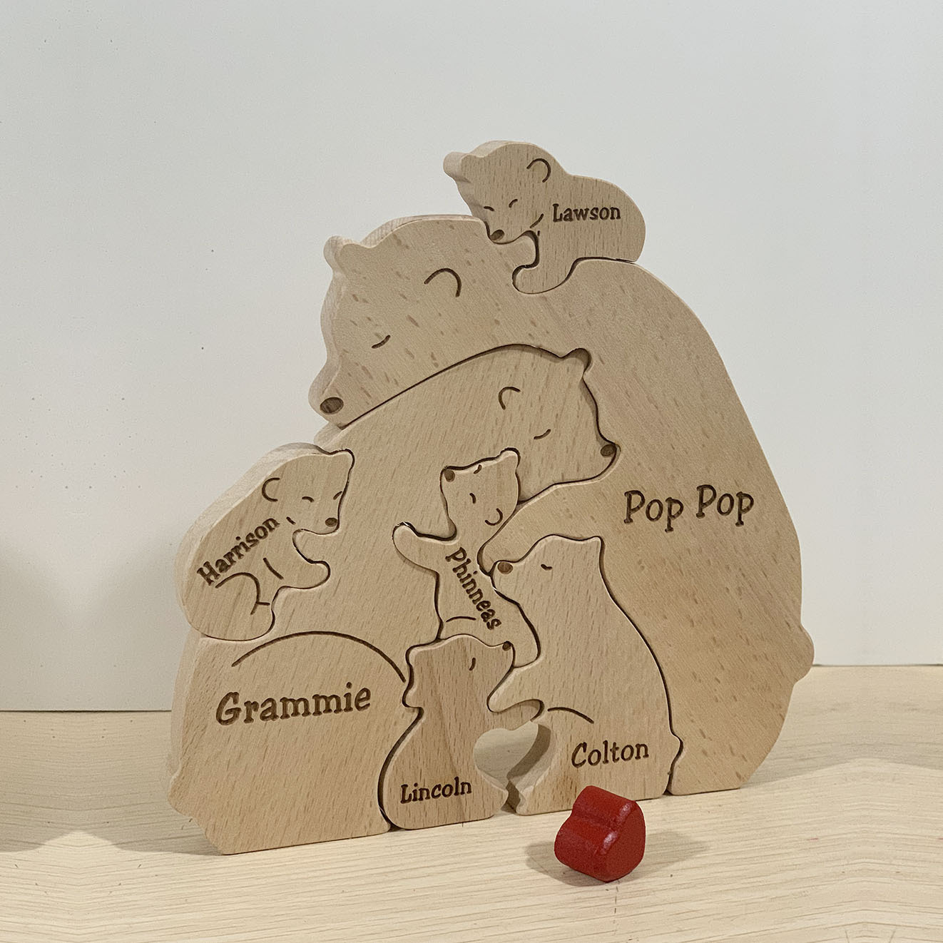 Picture of Cross-border Explosions Wooden Puzzle Family Bear Ornaments Mother and Son suit Hugging Bear Solid Wood Ornaments Engraving logo